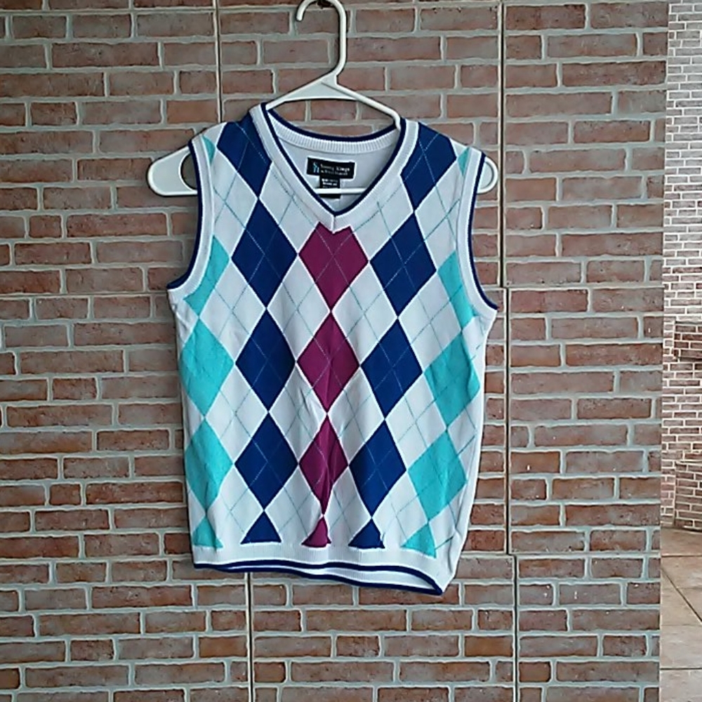 White vest with turquoise, blue and purple